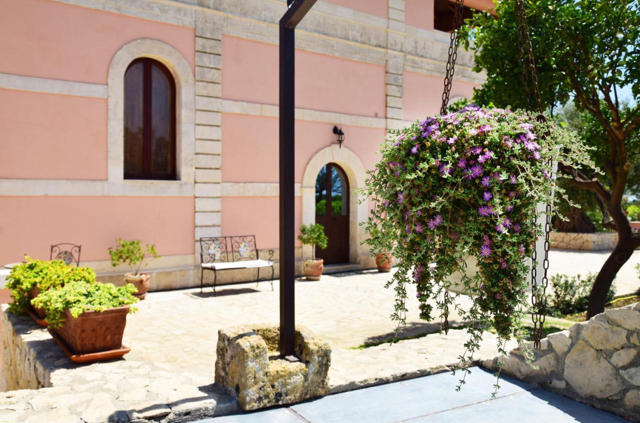 Bed and Breakfast Antico Casale Benali Syrakus Exterior foto