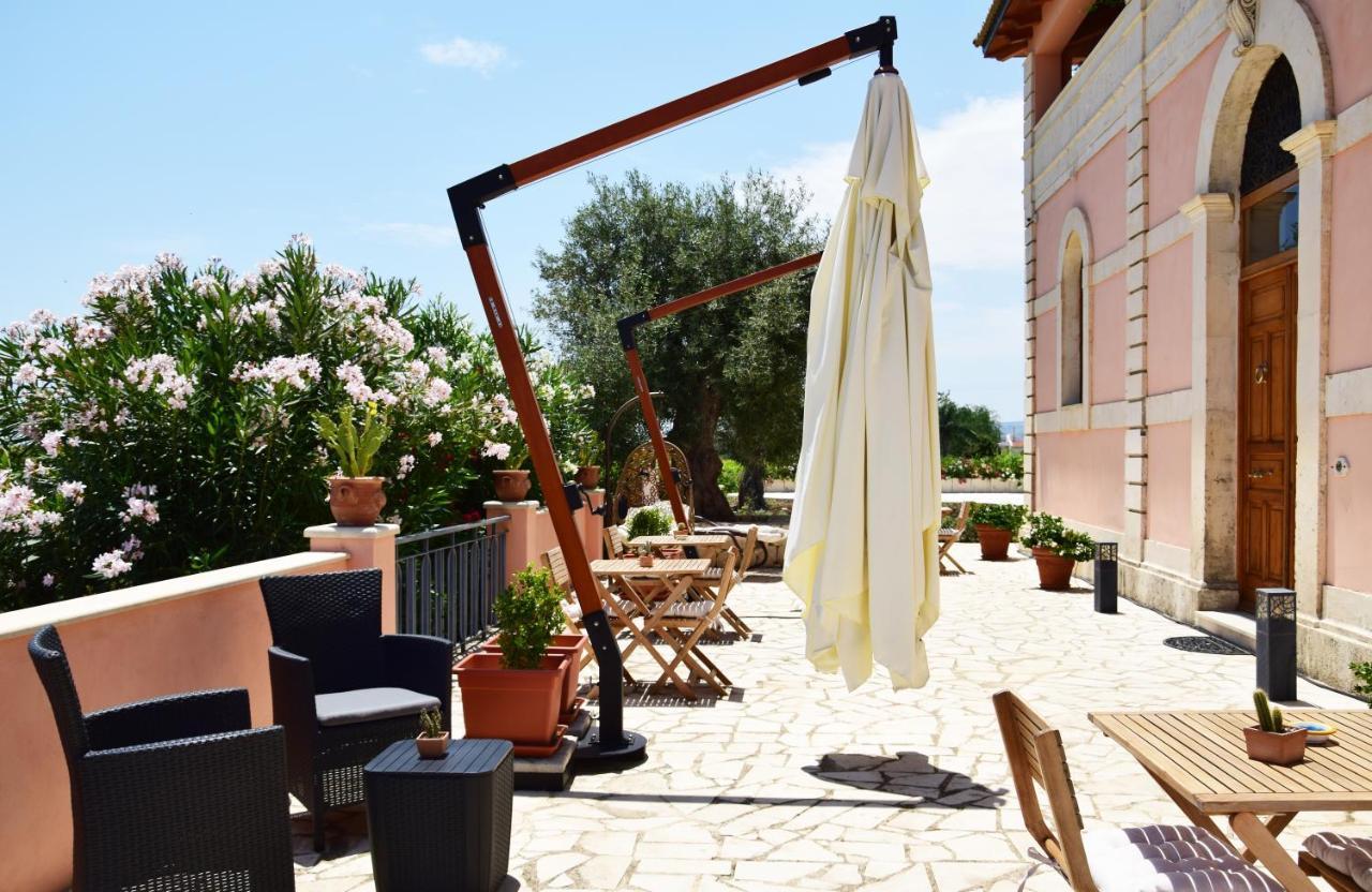 Bed and Breakfast Antico Casale Benali Syrakus Exterior foto