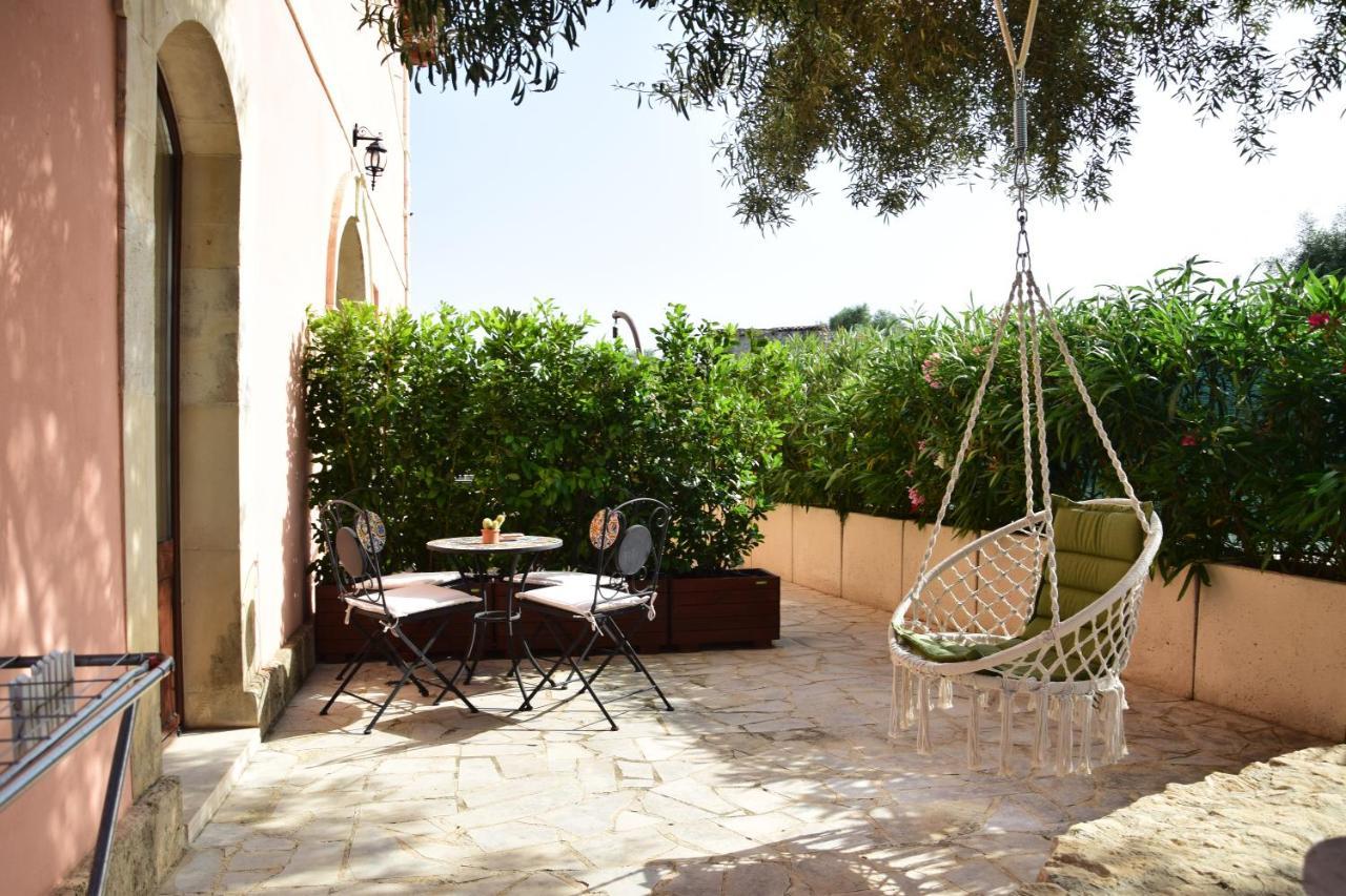 Bed and Breakfast Antico Casale Benali Syrakus Exterior foto
